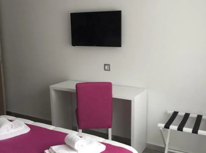 Pinoyhouse Gæstehus 3*